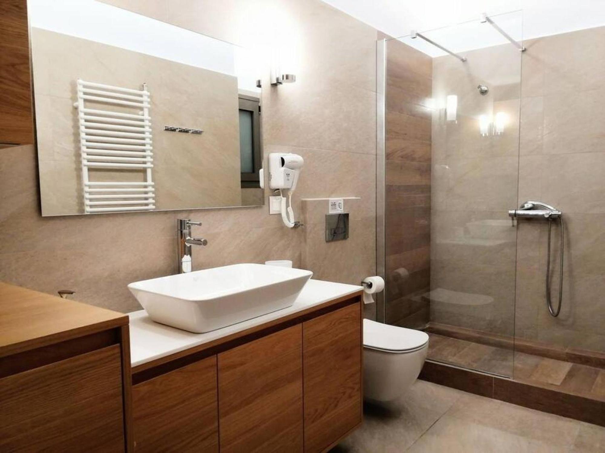 Elegant Apartment In Acropolis Athens Ngoại thất bức ảnh
