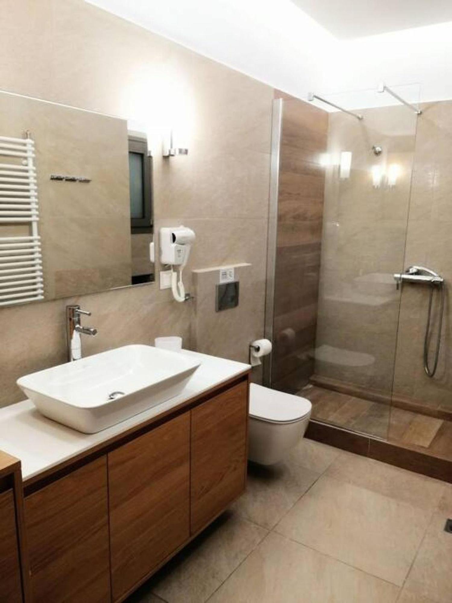 Elegant Apartment In Acropolis Athens Ngoại thất bức ảnh